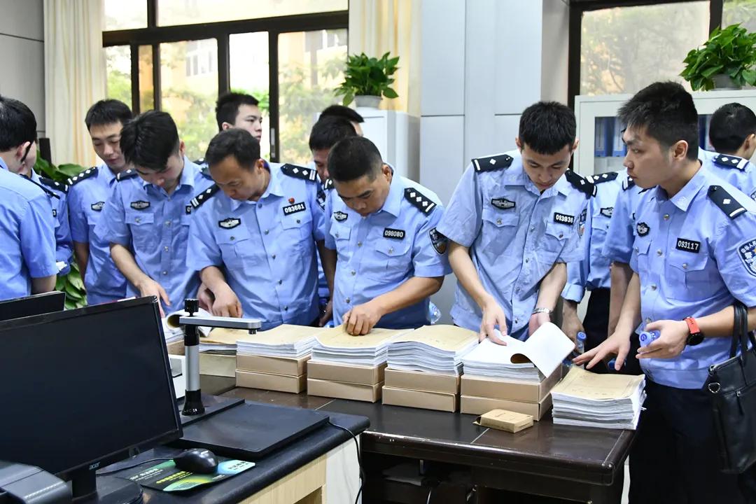 江西丰城拖船床上用品,江西丰城拖船床上用品，传统工艺的卓越与时尚设计的融合