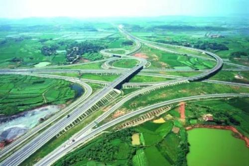 湖北省咸宁市最新交通新闻,湖北省咸宁市最新交通新闻，城市交通建设的蓬勃发展