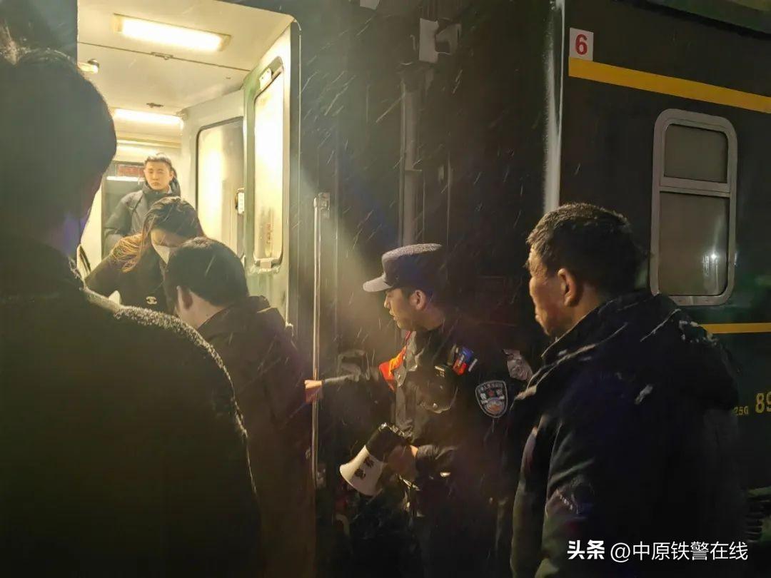 2024澳门最精准龙门客栈|极简释义解释落实,关于澳门最精准龙门客栈的极简释义解释落实展望