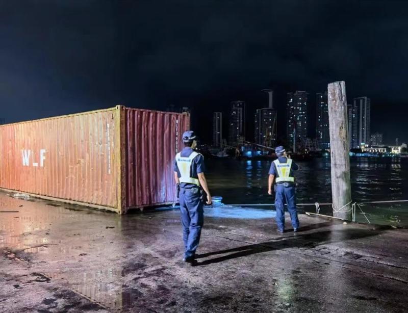 新澳门一码一码100准确|高速释义解释落实,新澳门一码一码100准确，犯罪行为的解析与应对之策