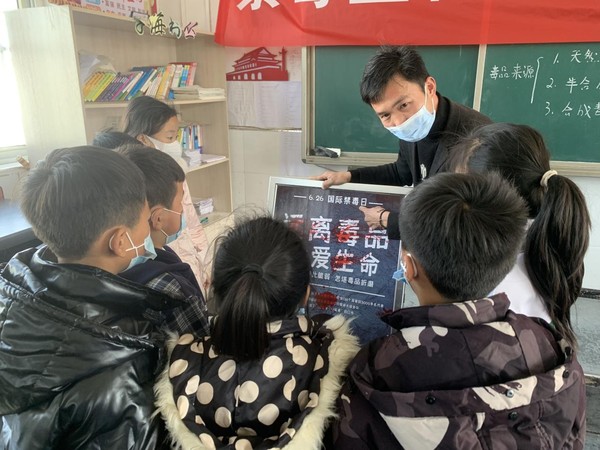 2024今晚澳门开特马开什么|化流释义解释落实,警惕网络赌博陷阱，切勿盲目追求博彩幻想